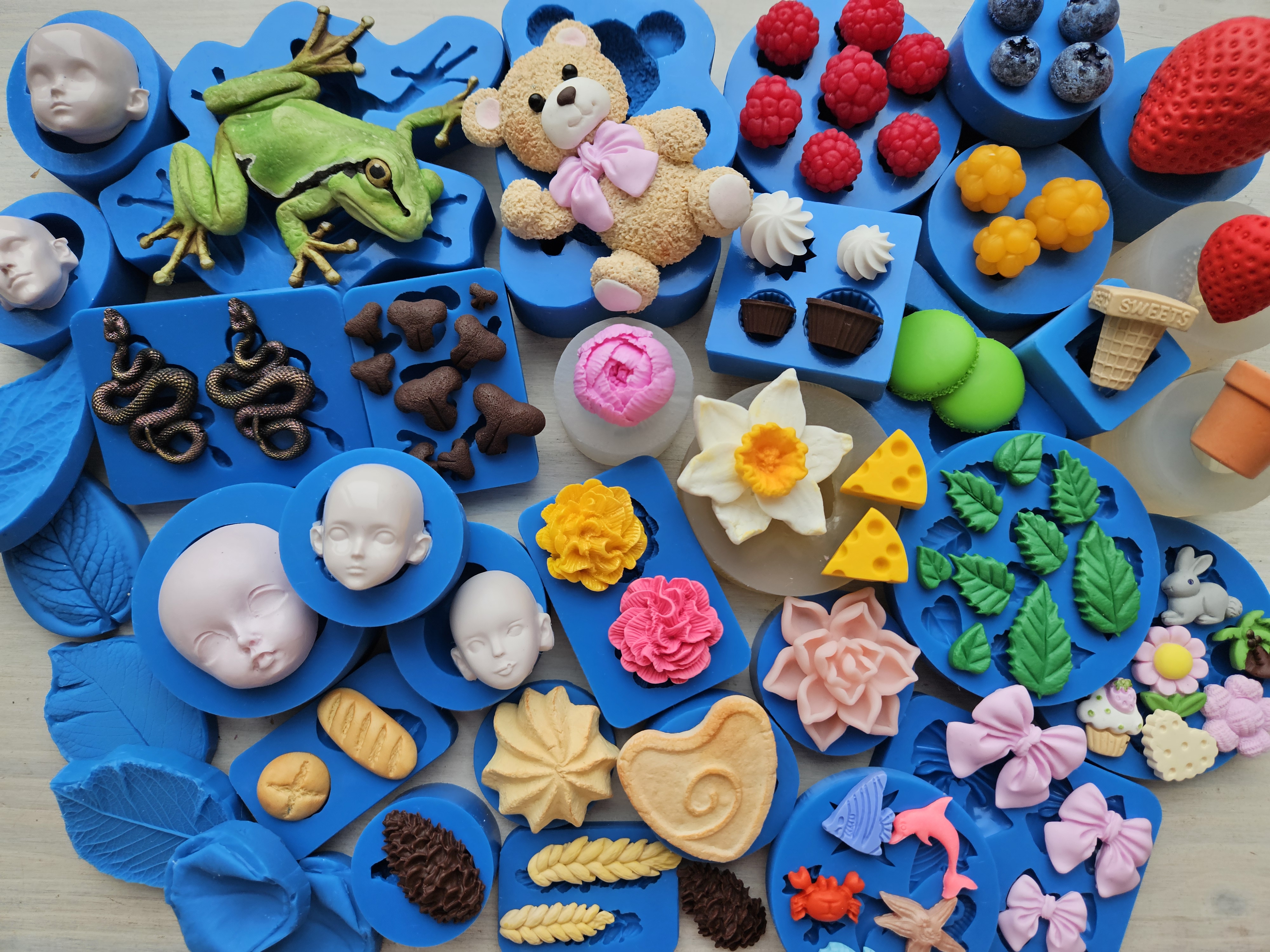 SILICONE MOLDS SILICONE MOLDS